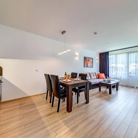 4 Seasons 535, Oak * Smolyan