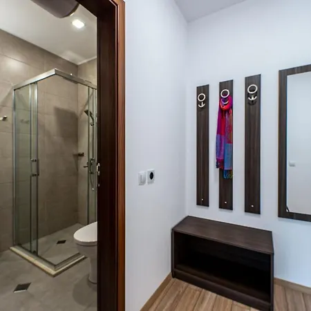 Apartment 4 Seasons 535, Oak Smolyan
